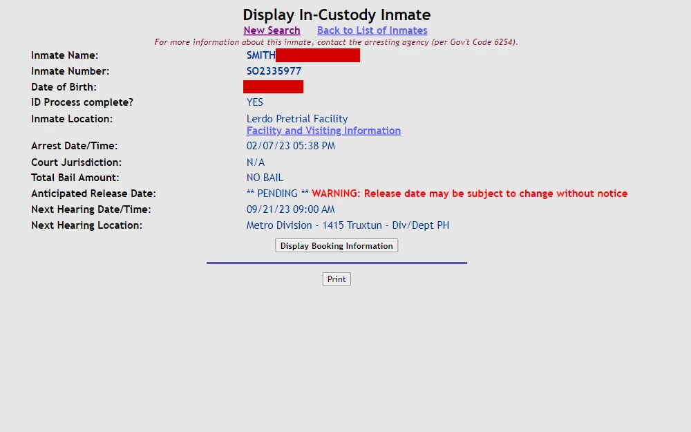 A screenshot of the search feature that can locate inmates by their inmate number or names and displays information such as date of birth, arrest date/time, and bail amount.